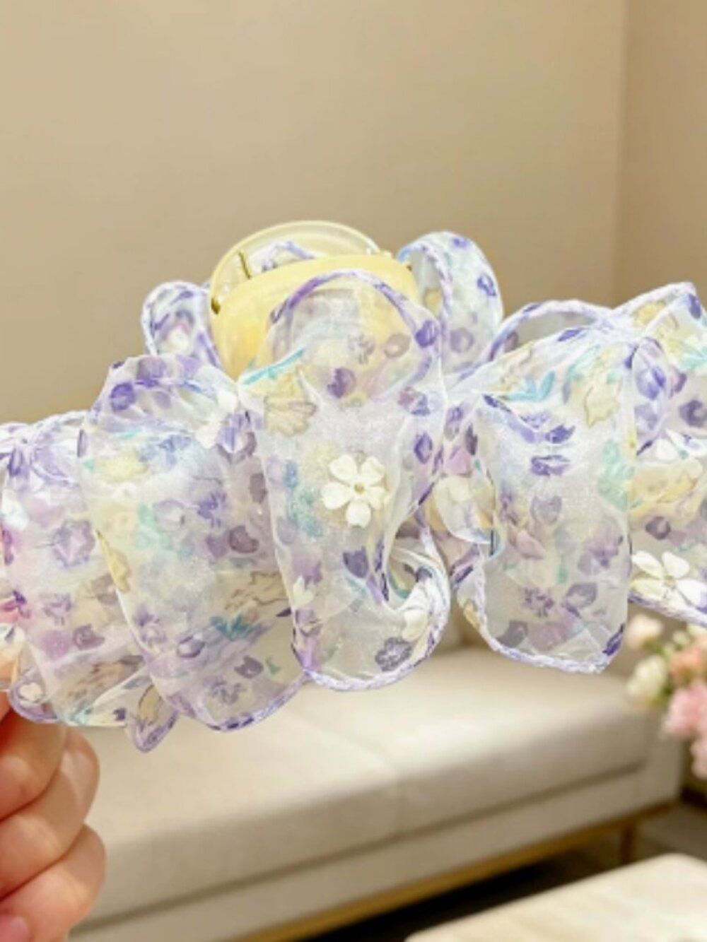 Women's hair clip